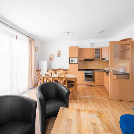 Comfortable Holiday Home In Lipno With Garden Lipno nad Vltavou Dış mekan fotoğraf