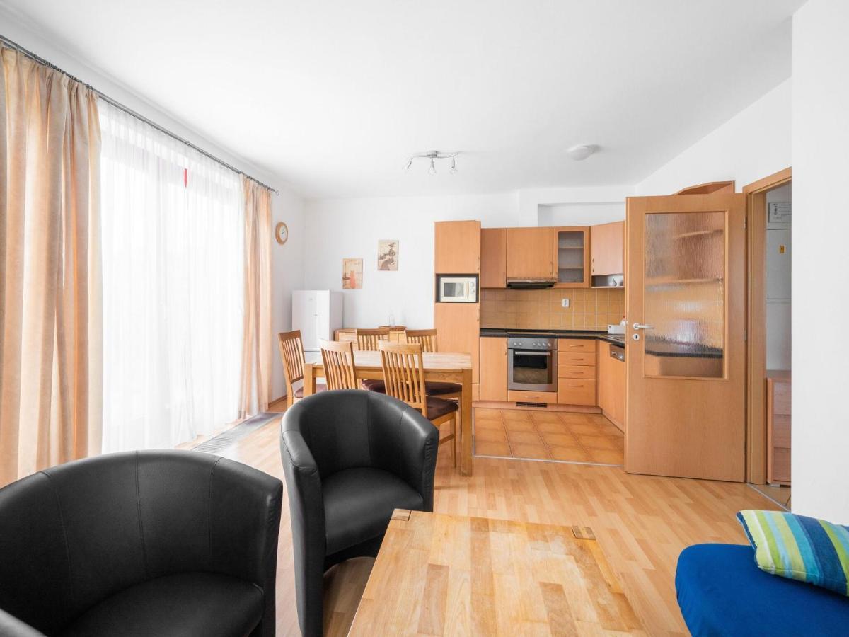 Comfortable Holiday Home In Lipno With Garden Lipno nad Vltavou Dış mekan fotoğraf