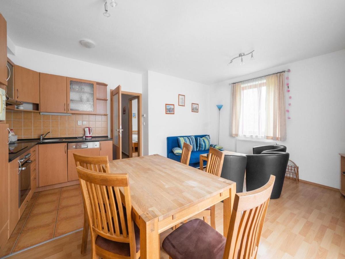 Comfortable Holiday Home In Lipno With Garden Lipno nad Vltavou Dış mekan fotoğraf