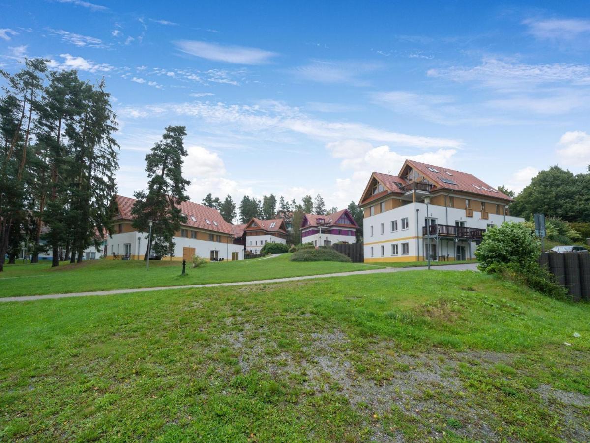 Comfortable Holiday Home In Lipno With Garden Lipno nad Vltavou Dış mekan fotoğraf